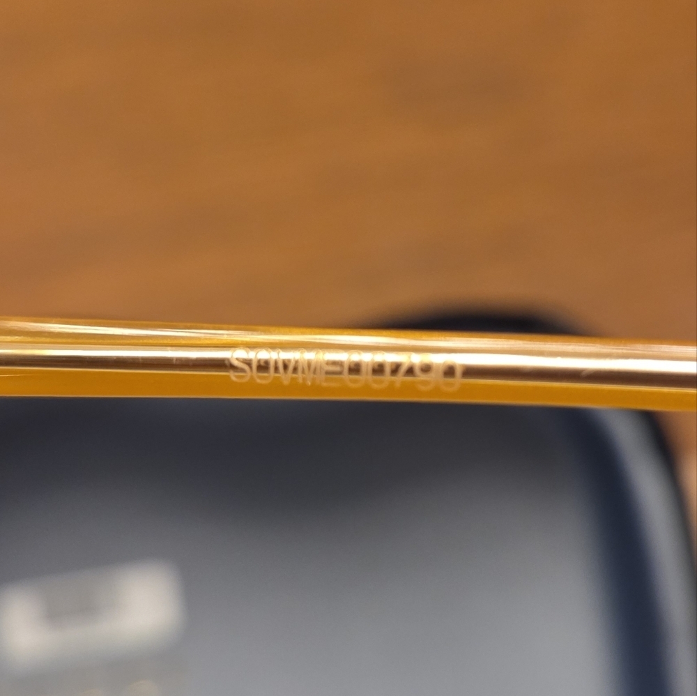 Women's Gucci Golden Cat Eye Sunglasses - Picture 6 of 7